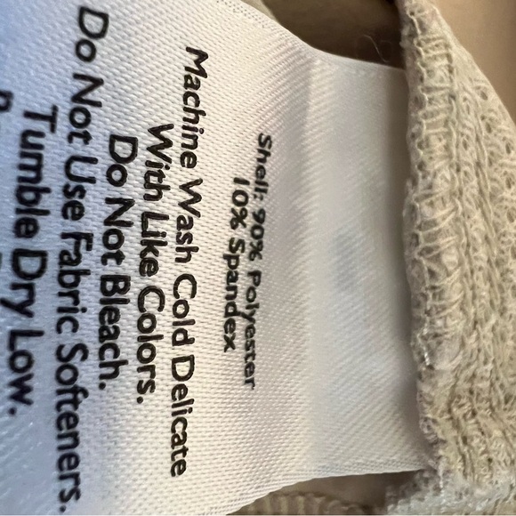 EDDIE BAUER KHAKI COLOR SIZE 10 LADIES SUMMER TRAIL SHORTS. - Picture 7 of 7